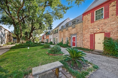 5204 Arboles Dr unit B, Houston, TX 77035 - photo 3