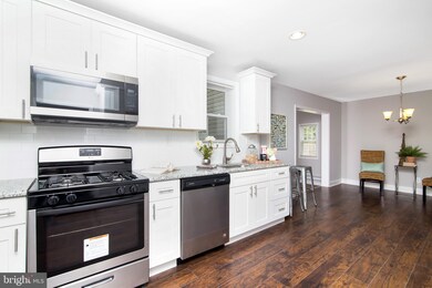 482 Griscom Dr, Woodbury, NJ 08096 - photo 6