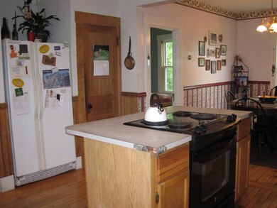 153 Spring St, Hardwick, VT 05843 - photo 7