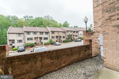 3863 Steppes Ct unit B, Falls Church, VA 22041 - photo 6