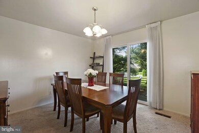 20500 Aspenwood Ln, Montgomery Village, MD 20886 - photo 7