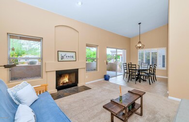 4715 E Casey Ln-large-006-012-4715 E Cas