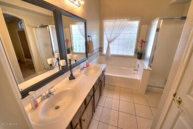 921 E Gary Dr, Chandler, AZ 85225 - photo 7