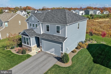 1555 Finch Dr, Chambersburg, PA 17202 - photo 2