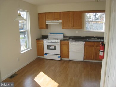 37 W Lakeview Ave unit B, Oaklyn, NJ 08107 - photo 4