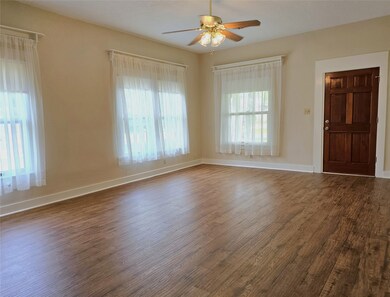 315 High St, Tomball, TX 77375 - photo 7