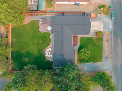 122 Saradan Ln, Grants Pass, OR 97527 - photo 2