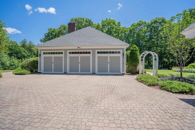 19 Oak Ridge Dr, Atkinson, NH 03811 - photo 2