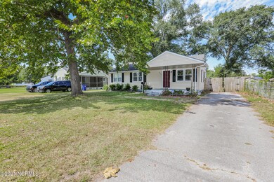 807 School St, Jacksonville, NC 28540 - photo 2