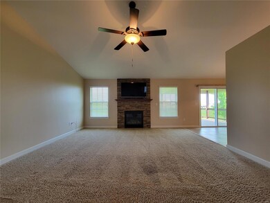 2063 Briarbend Ct, Maryville, IL 62062 - photo 7