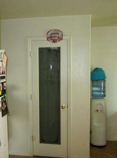 Walk in pantry pic 1