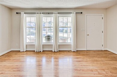 1102 Williams St, Ramseur, NC 27316 - photo 5