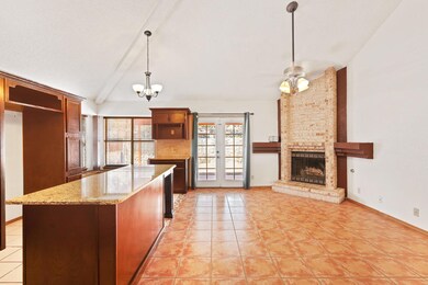 315 Roslyn Dr, Horizon City, TX 79928 - photo 7