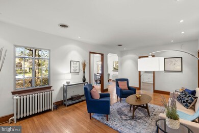 422 Pershing Dr, Silver Spring, MD 20910 - photo 4