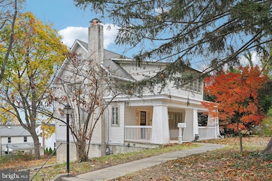 908 Edge Hill Rd, Glenside, PA 19038 - photo 2