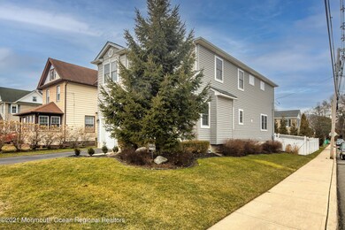 03_House Front-4