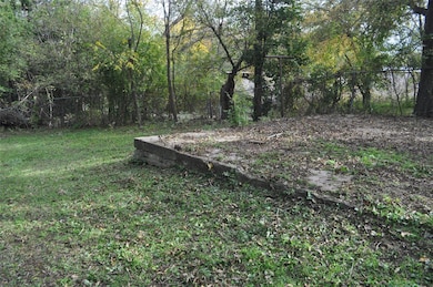 1120 S Mirick Ave, Denison, TX 75020 - photo 5