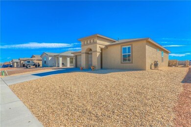14612 Escalera Dr, Horizon City, TX 79928 - photo 2