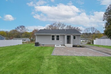 77 Baldwin Ave, Framingham, MA 01701 - photo 6