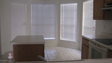 133 N Ramada 019