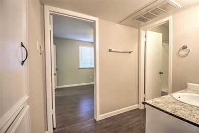 5656 Live Oak St unit 116A, Dallas, TX 75206 - photo 4