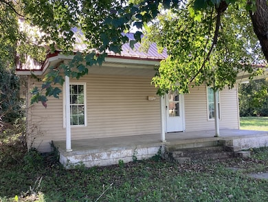 217 Baldwin Ave, Princeton, KY 42445 - photo 2