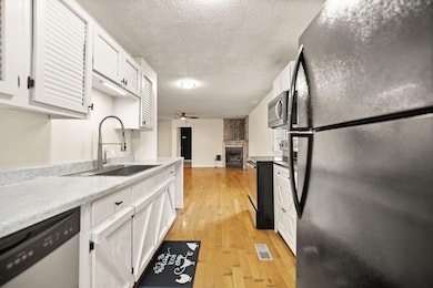 109 Ridgeway Rd, McKee, KY 40447 - photo 7