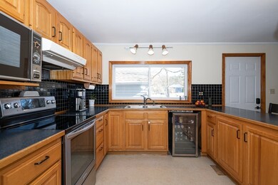 156 Charlton St, Oxford, MA 01540 - photo 2