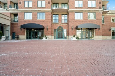 Courtyard entrance- newly opened Padel Plant on th
