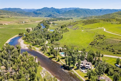 Elk River and Amenities - The Lodge