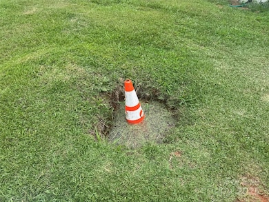 403 Fontana Ln, Spartanburg, SC 29303 - photo 7