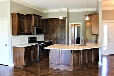 Kitchen, Custom Cabinetry, Stainless Appliances, G