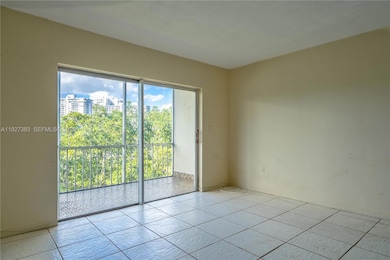 2929 Point Dr E unit A-303, Aventura, FL 33160 - photo 4