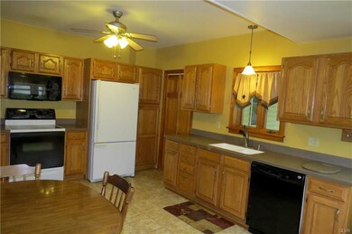 3204 S 2nd St unit 3206, Whitehall, PA 18052 - photo 5