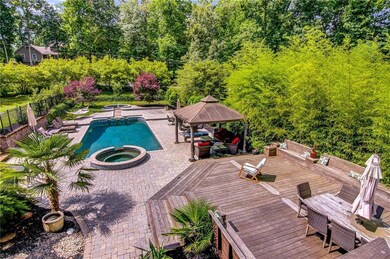 5106 Woodberry Forest Rd, Greensboro, NC 27406 - photo 2