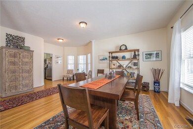 Large (20x13), open concept dining/living space wi