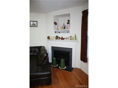 Gas fireplace