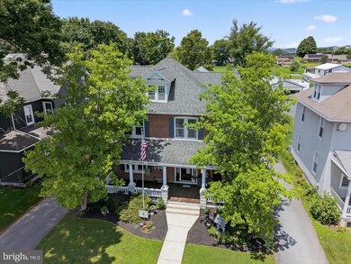 1039 E Main St, New Holland, PA 17557 - photo 5