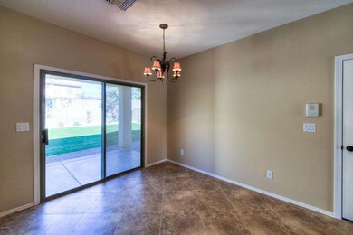 006_Dining Room