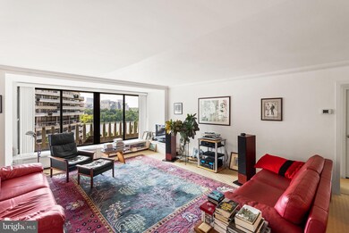 Watergate East Residences unit 903-S, Washington, DC 20037 - photo 7