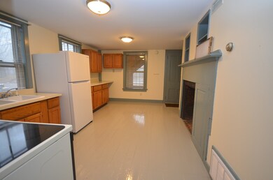 16 Boston Rd unit 1, Sutton, MA 01590 - photo 3