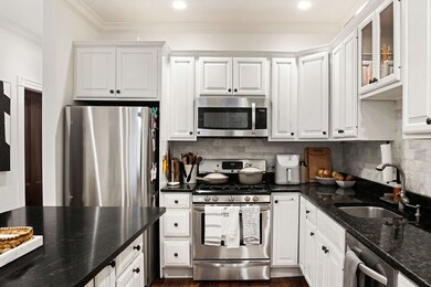 110 Union Park St unit 2, Boston, MA 02118 - photo 4