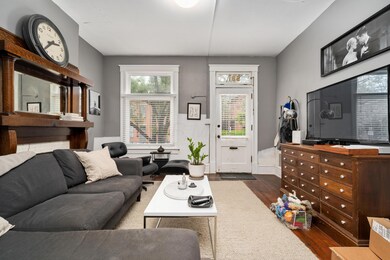 581 City Park Ave, Columbus, OH 43215 - photo 6