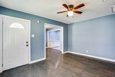509 Jerry St, Houston, TX 77022 - photo 4