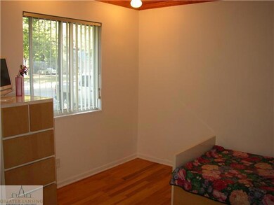 831 W Northrup St, Lansing, MI 48911 - photo 4