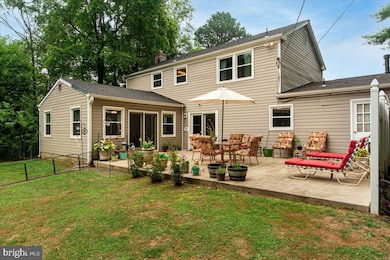 15808 Pointer Ridge Dr, Bowie, MD 20716 - photo 2