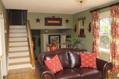 4 Stuyvesant Ct, Ballston Spa, NY 12020 - photo 5