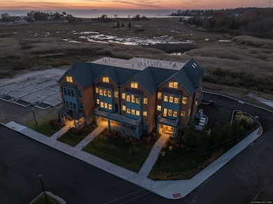 405 Whitfield St unit 2, Guilford, CT 06437 - photo 2