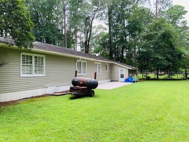 709 16th St W, Tifton, GA 31794 - photo 2