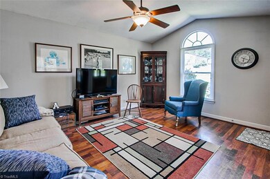 1421 Brookdale Dr, Asheboro, NC 27205 - photo 2